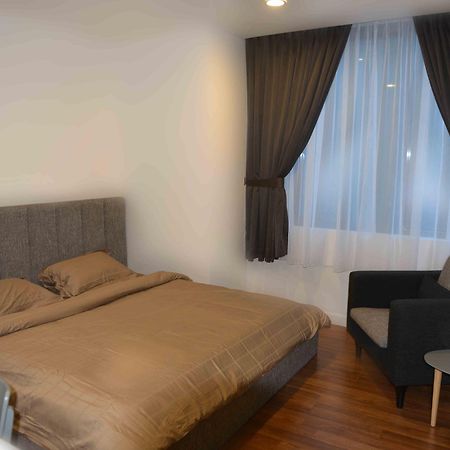 Summer Suites Studios Куала Лумпур Екстериор снимка