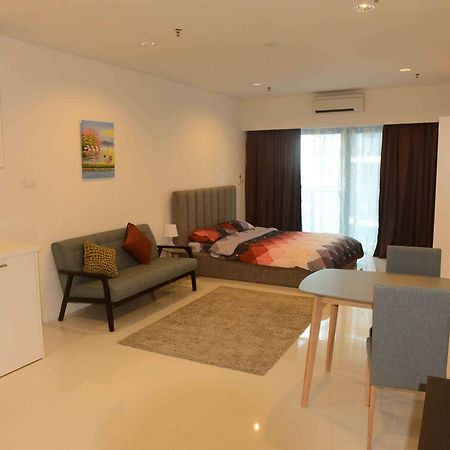 Summer Suites Studios Куала Лумпур Екстериор снимка