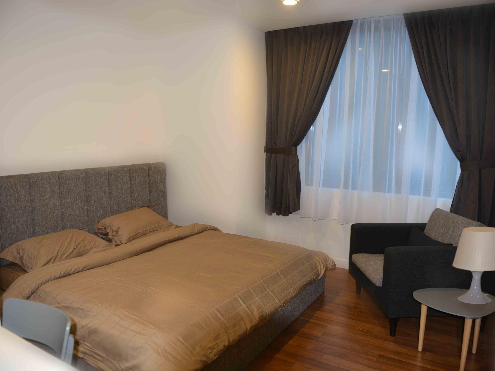 Summer Suites Studios Куала Лумпур Екстериор снимка